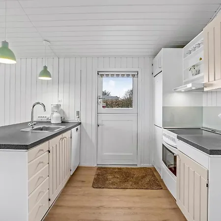 Feriehus In With Wifi Hejls